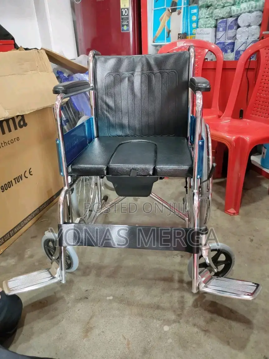 Wheelchair and Commode Set/Wheelchair/Commode/Crutches