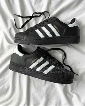 Adidas Old School