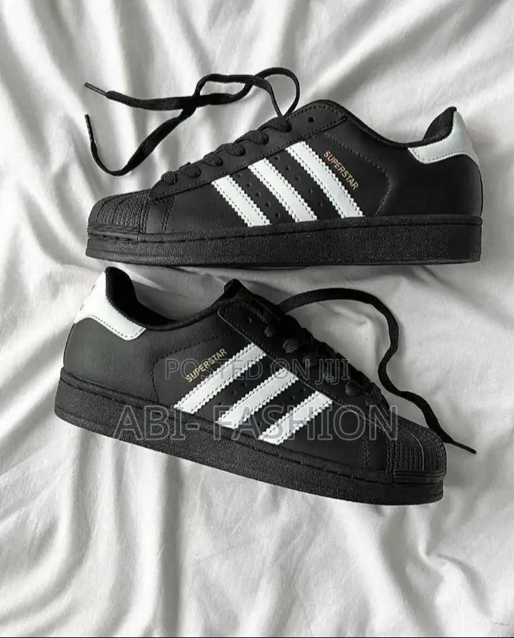 Adidas Old School