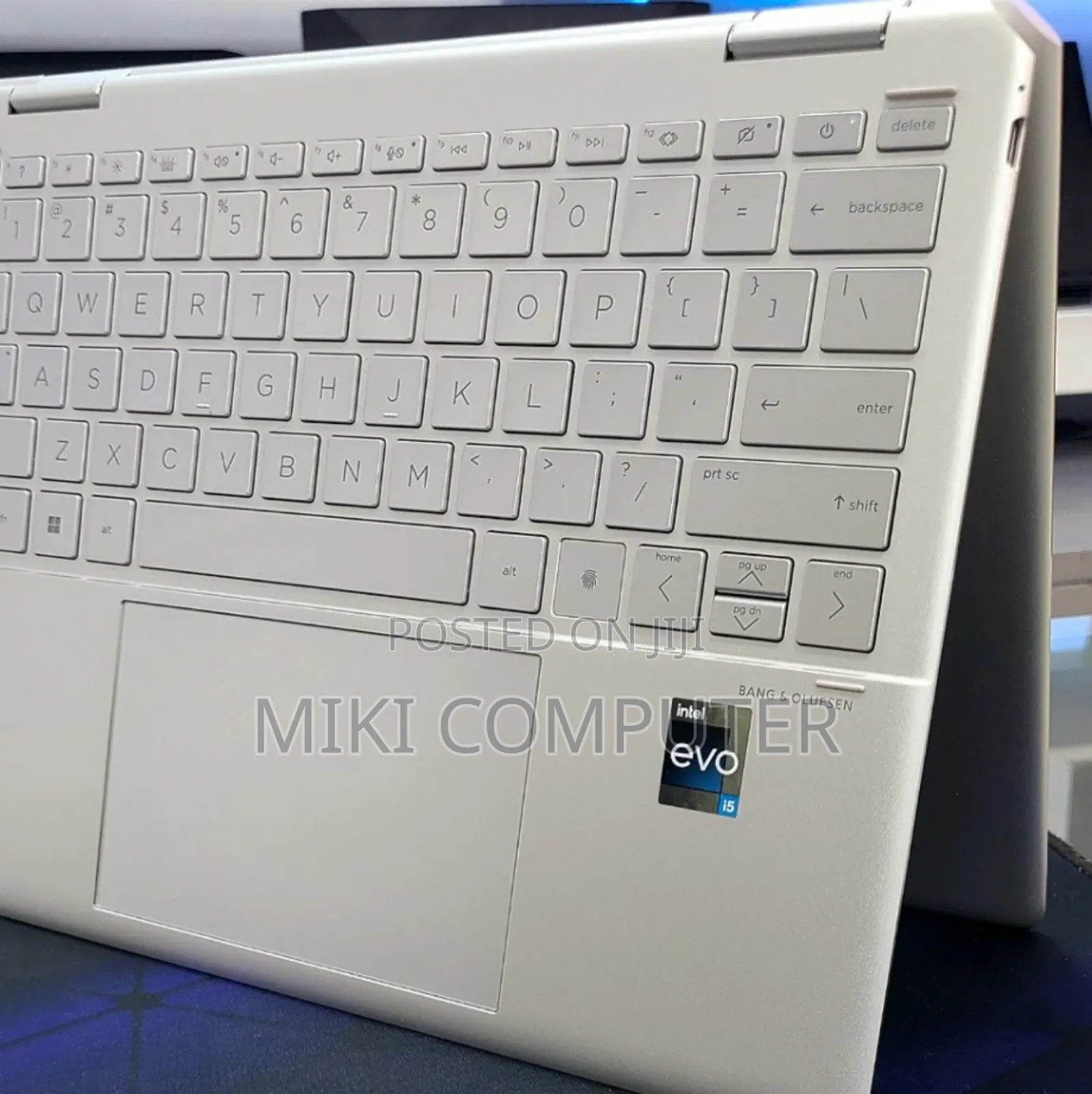 New Laptop HP Envy X360 8GB Intel Core I5 SSD 512GB