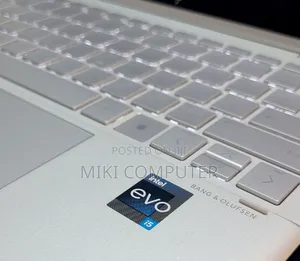 New Laptop HP Envy X360 8GB Intel Core I5 SSD 512GB