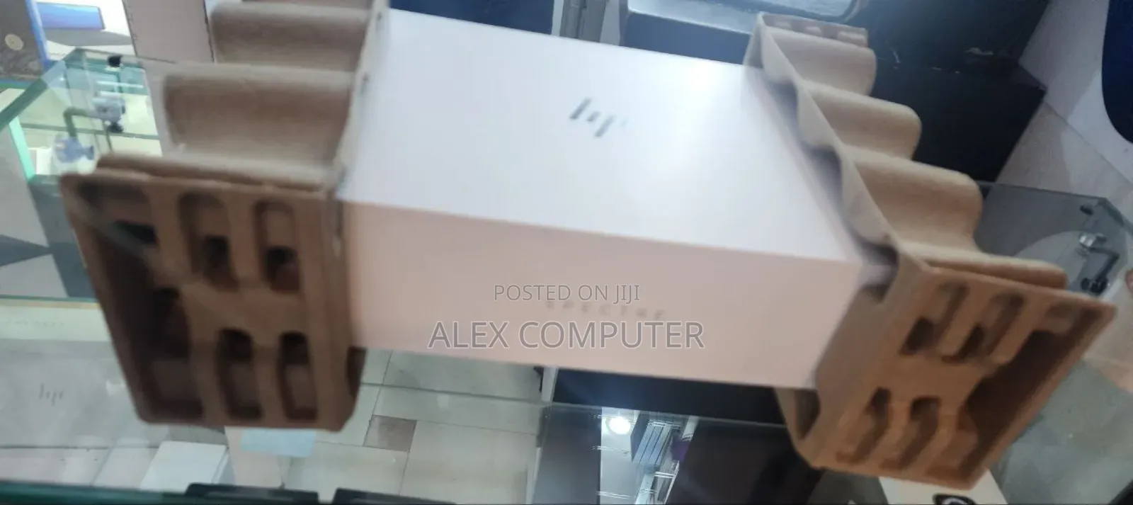 New Laptop HP Spectre 14 16GB Intel Core I7 SSD 1T