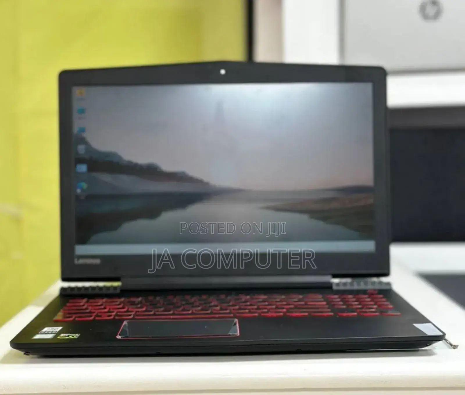 New Laptop Lenovo Legion Y520 8GB Intel Core I7 HDD 2T