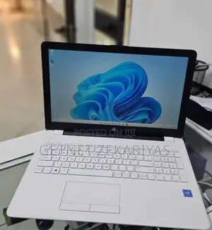 New Laptop HP Stream Notebook 4GB Intel Celeron SSD 72GB