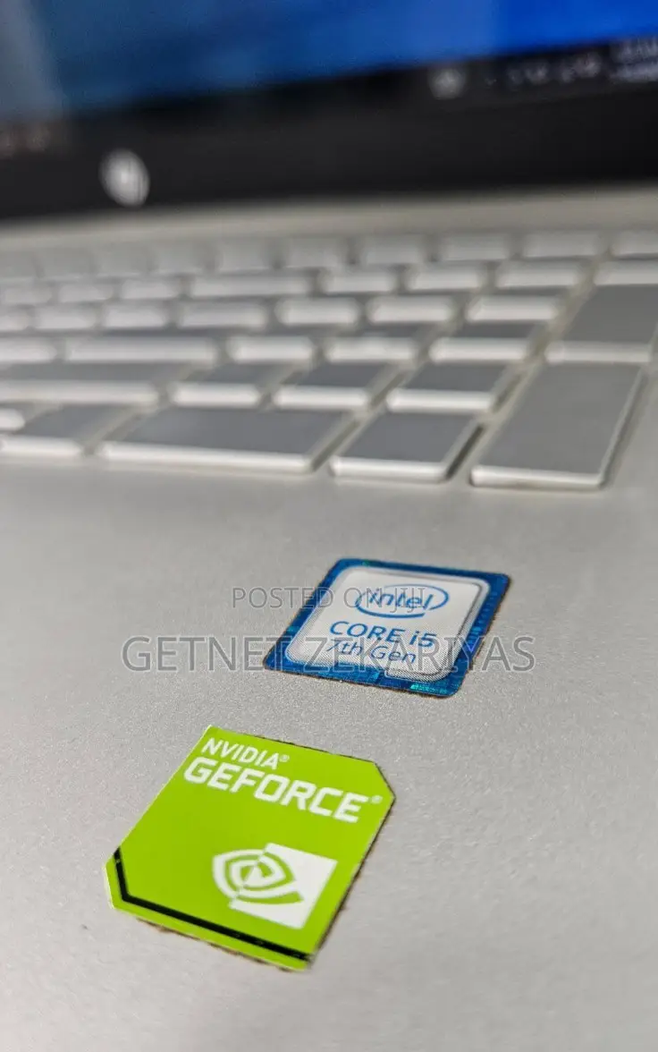 New Laptop HP Pavilion 15 8GB Intel Core I5 SSD 256GB