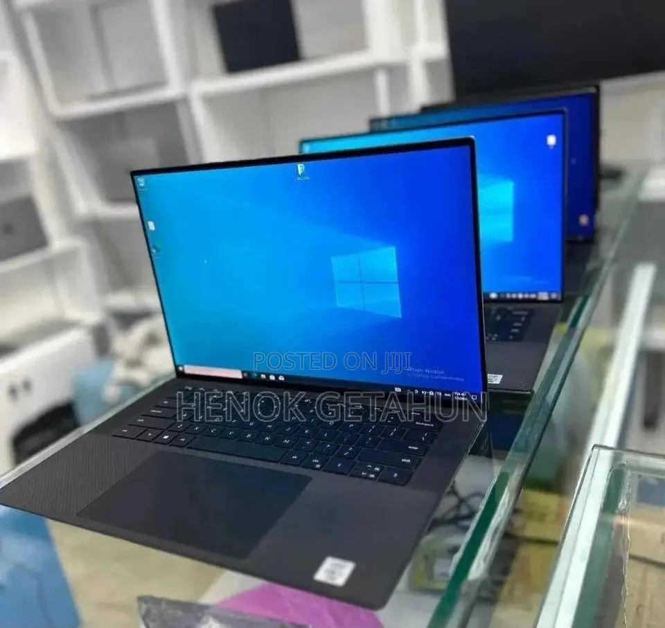 New Laptop Dell XPS 15 32GB Intel Core i7 SSD 512GB