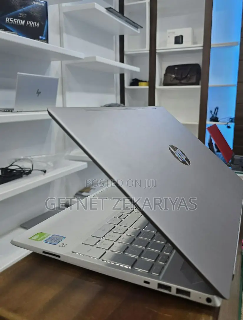 New Laptop HP Pavilion 14 16GB Intel Core I7 SSD 512GB