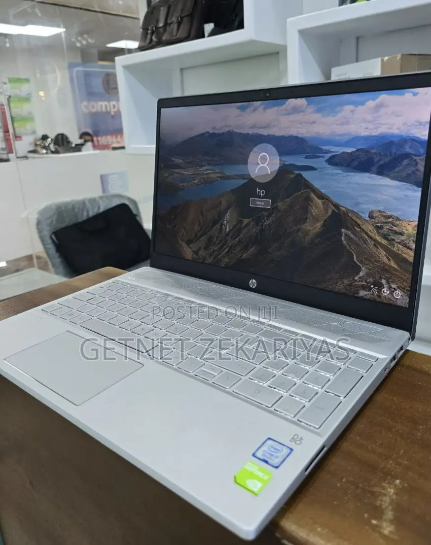 New Laptop HP Pavilion 14 16GB Intel Core I7 SSD 512GB