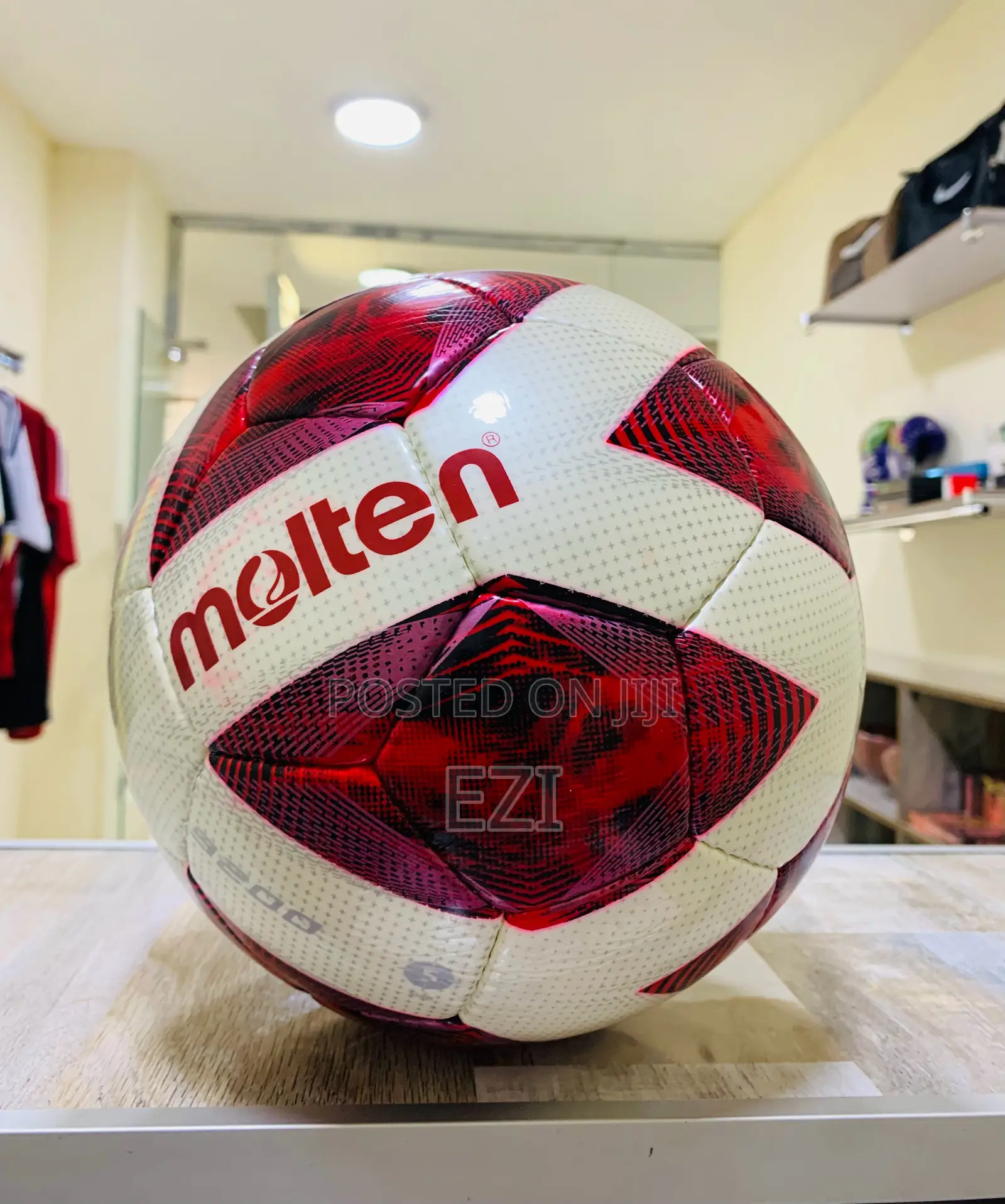 Molten Vantaggio Football