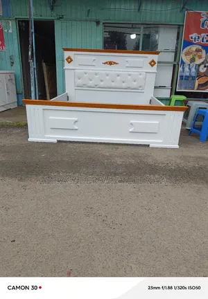 1.80ሳ.ሜ አልጋ