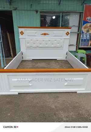 Photo - 1.80ሳ.ሜ አልጋ