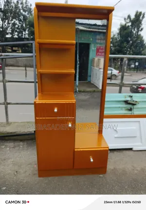 Photo - Dressing Table