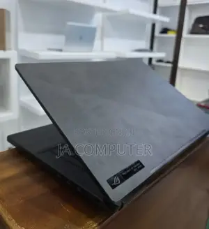 New Laptop Asus ROG Zephyrus M16 GU603HR 16GB Intel Core I7 SSD 512GB