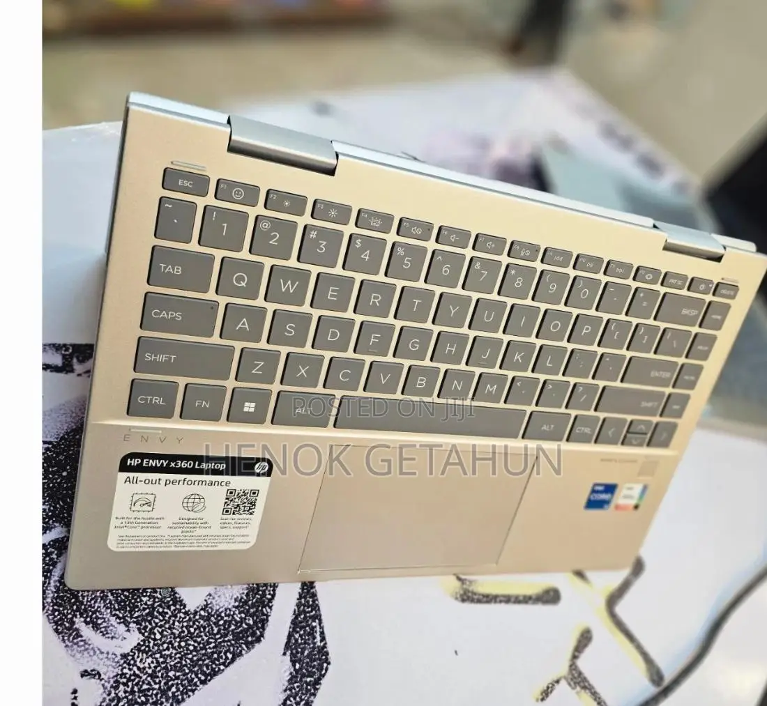 New Laptop HP Envy X360 8GB Intel Core I5 SSD 512GB