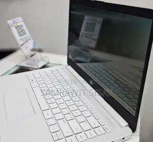 Photo - New Laptop HP Stream Notebook 4GB Intel Core I3 SSD 640GB