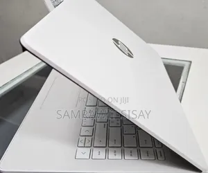 New Laptop HP Stream Notebook 4GB Intel Core I3 SSD 640GB