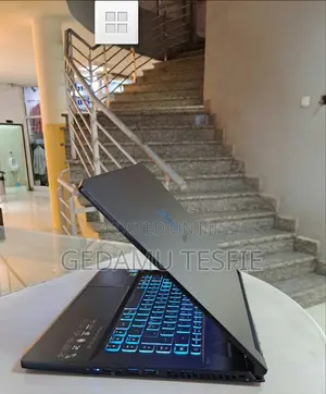 New Laptop Asus 16GB Intel Core I7 SSD 1T