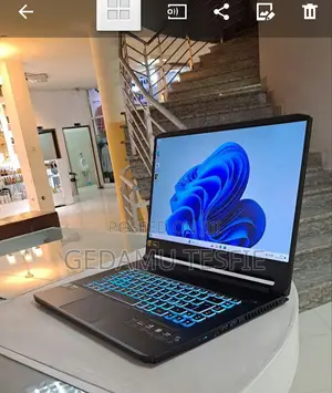 New Laptop Asus 16GB Intel Core I7 SSD 1T