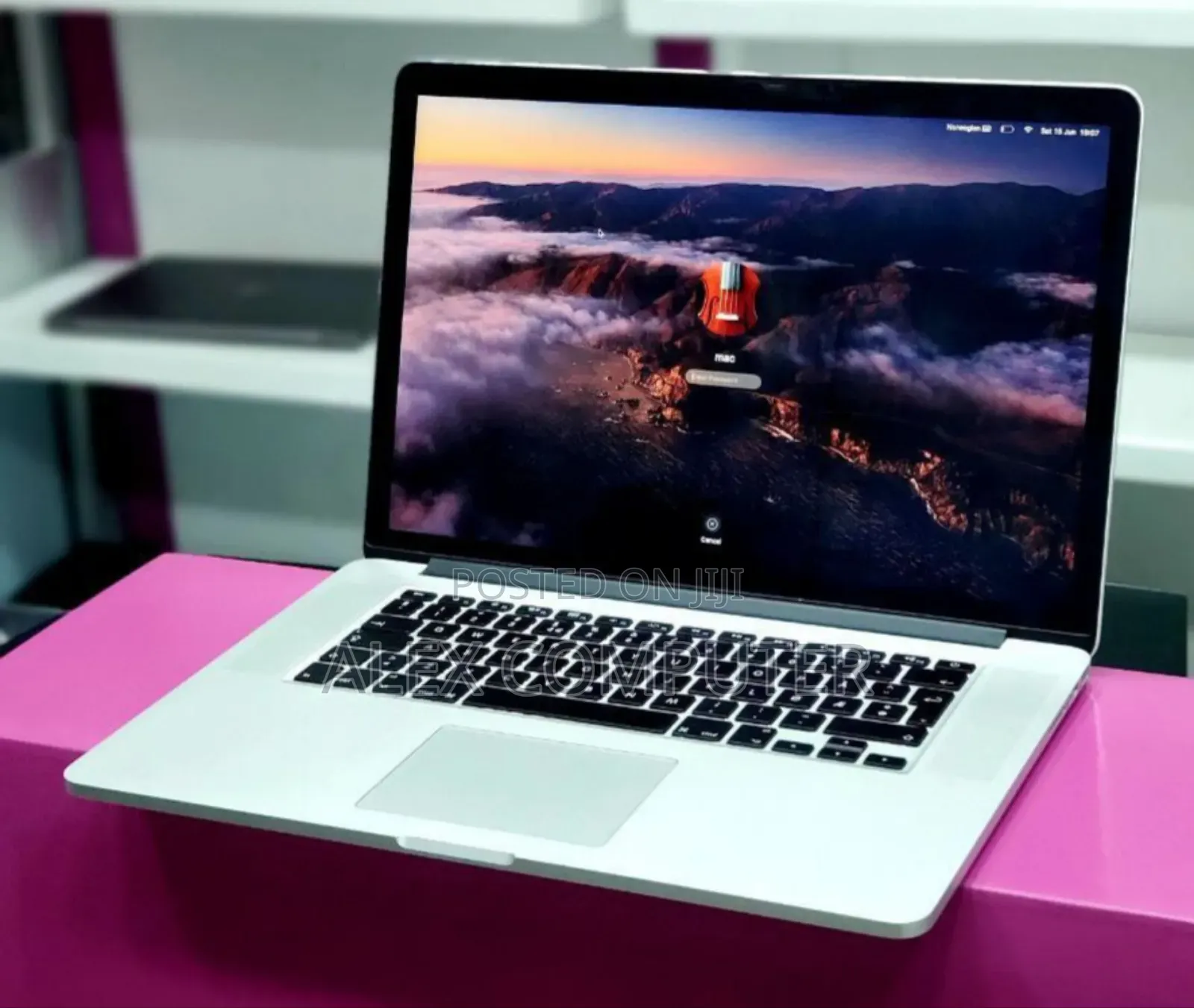 New Laptop Apple MacBook 2015 16GB Intel Core I7 SSD 512GB