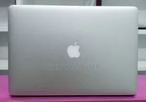 New Laptop Apple MacBook 2015 16GB Intel Core I7 SSD 512GB