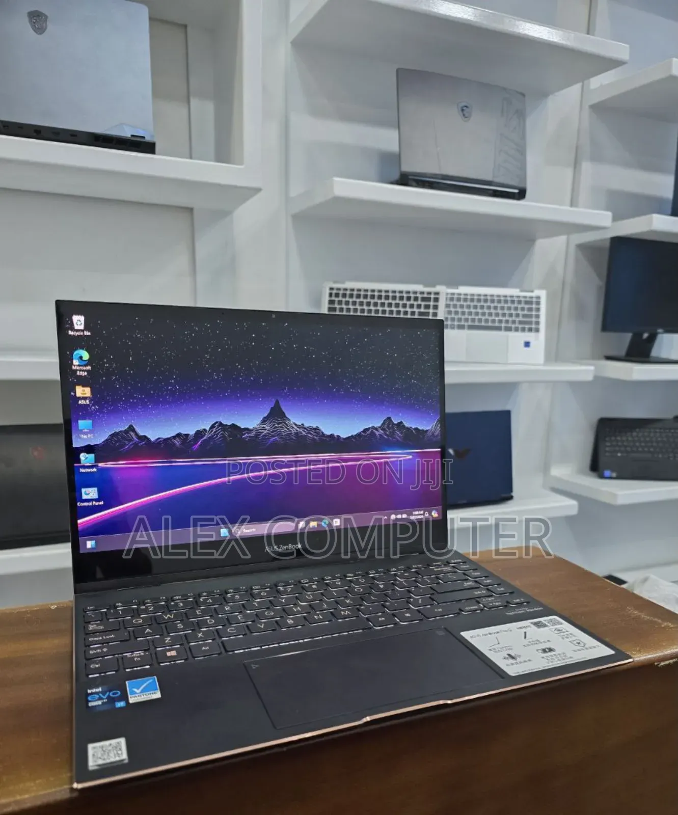 New Laptop Asus ZenBook Flip UX360UA 16GB Intel Core I7 SSD 1T