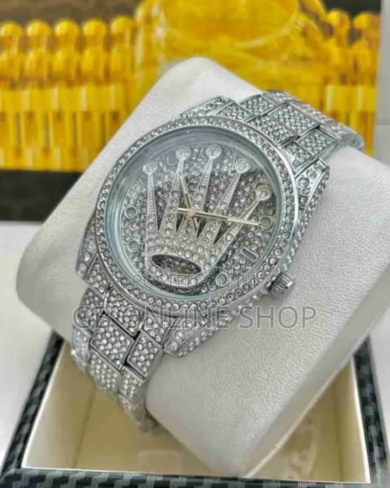 Safisha Men's Luxury Diamonds Plated Analog Watch