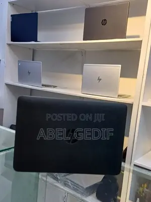 Photo - Laptop HP EliteBook 820 G2 8GB Intel Core I7 HDD 500GB