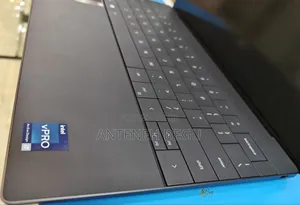 New Laptop Dell XPS 13 32GB Intel Core I7 SSD 512GB