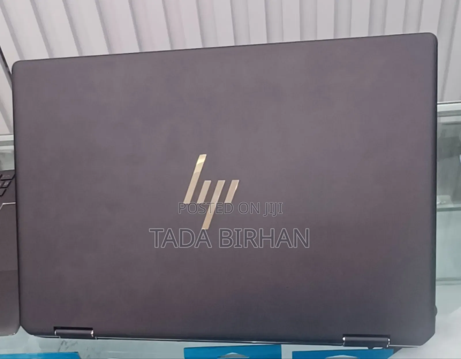 New Laptop HP Spectra 13 16GB Intel Core I7 SSD 1T