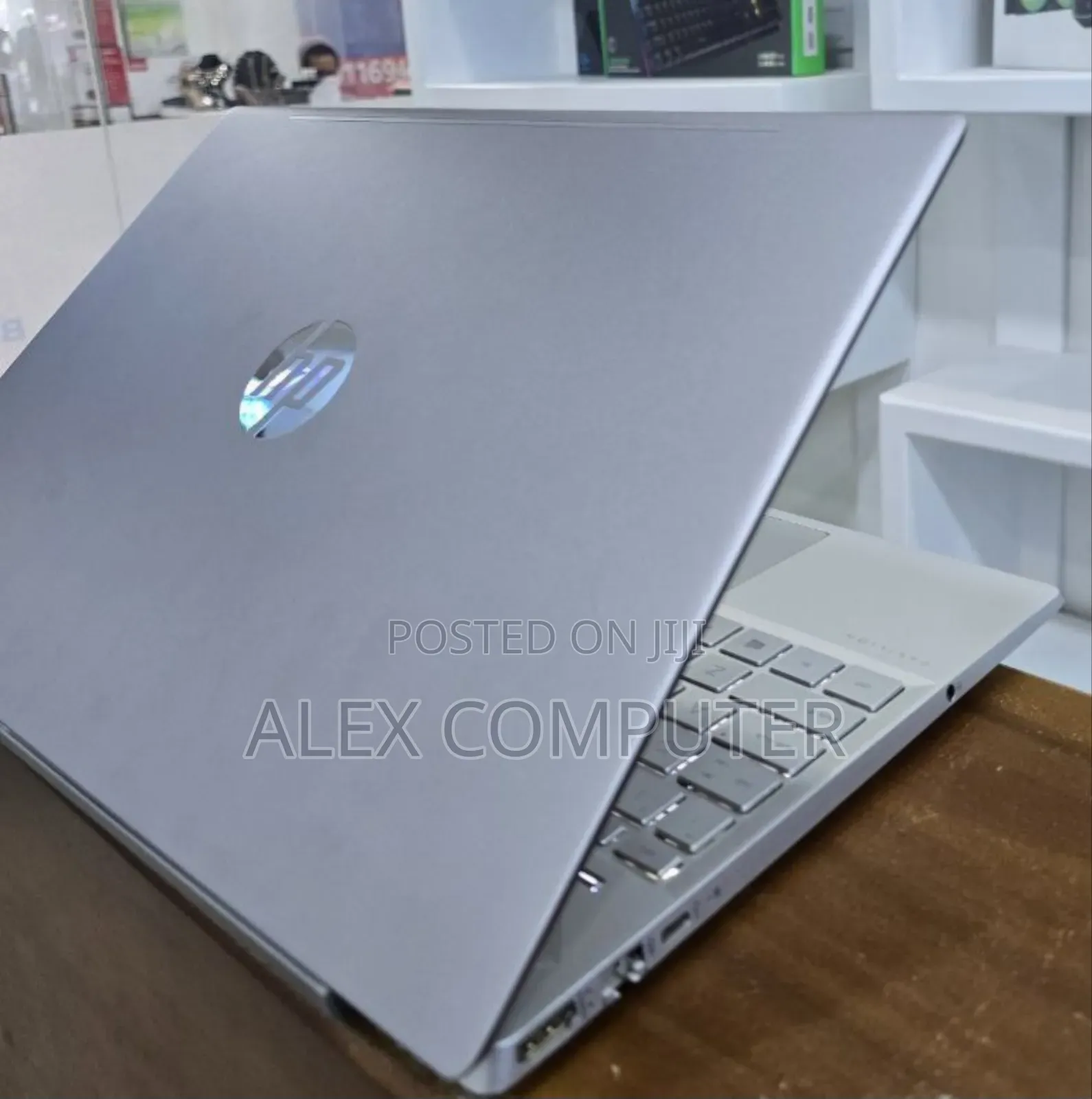 New Laptop HP Pavilion 15 16GB Intel Core I7 SSD 512GB