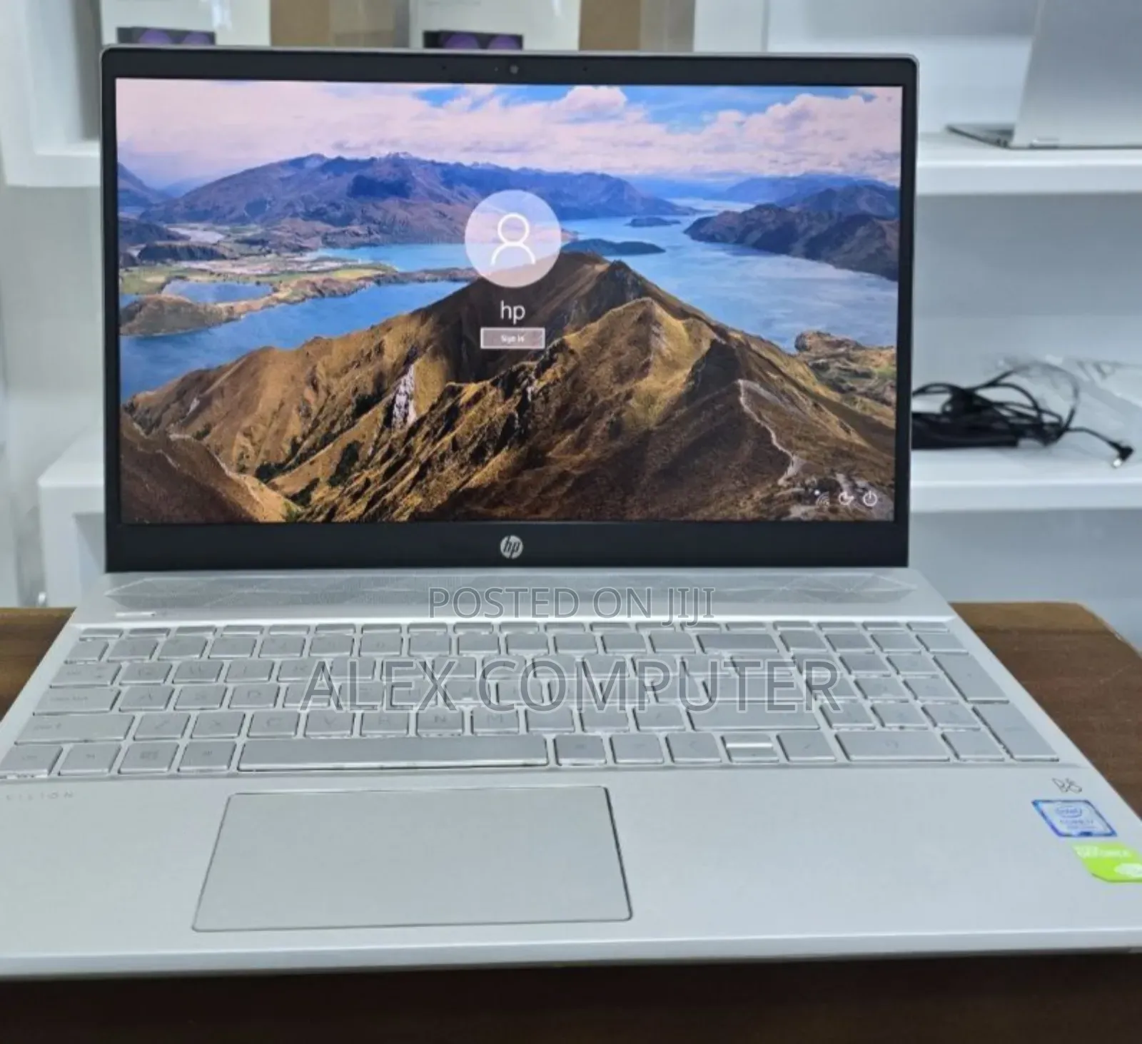 New Laptop HP Pavilion 15 16GB Intel Core I7 SSD 512GB