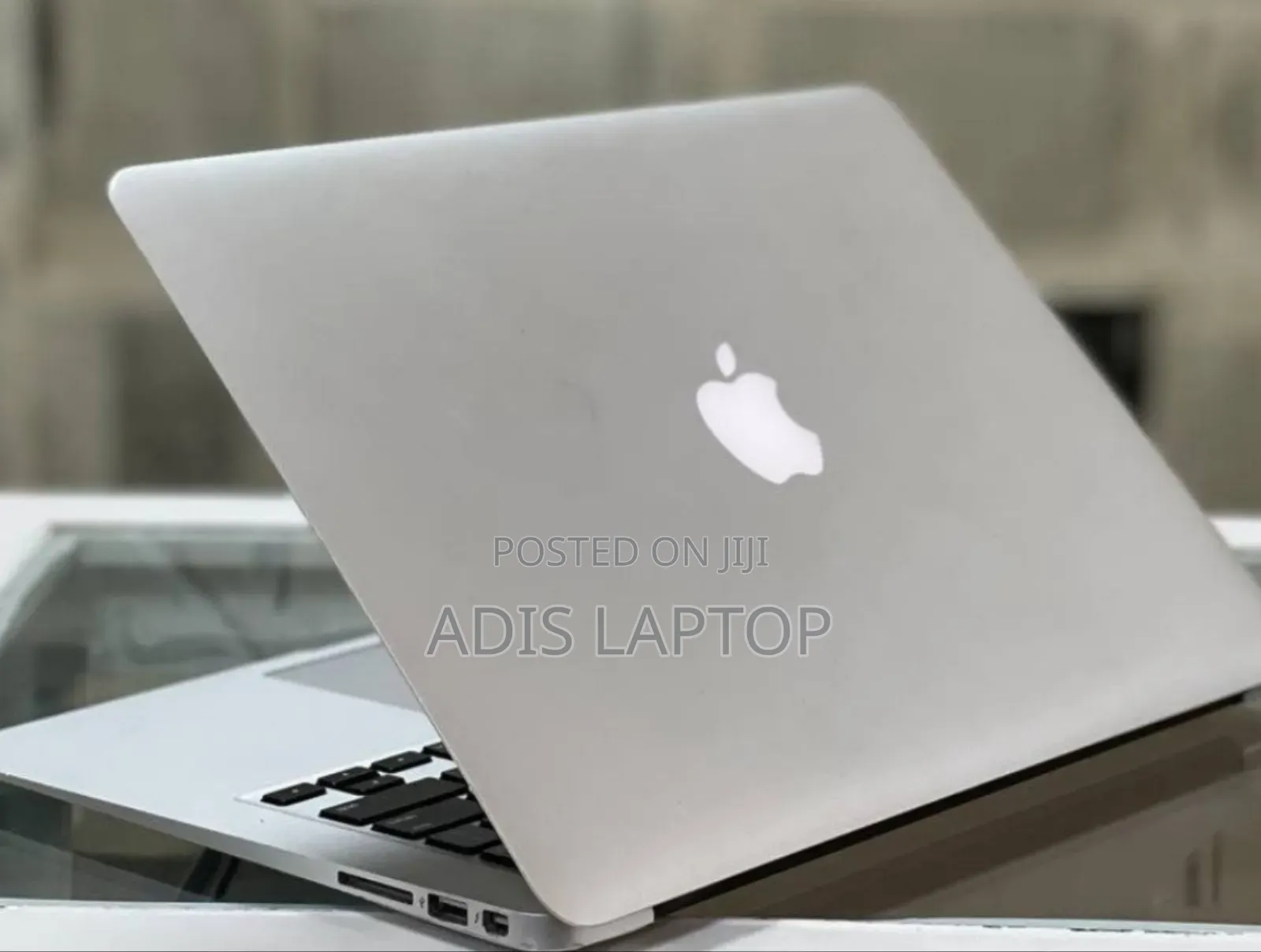 New Laptop Apple MacBook Air 2013 4GB Intel Core I5 SSD 256GB