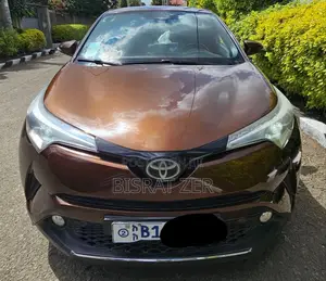 Toyota C-HR 2017 Burgundy