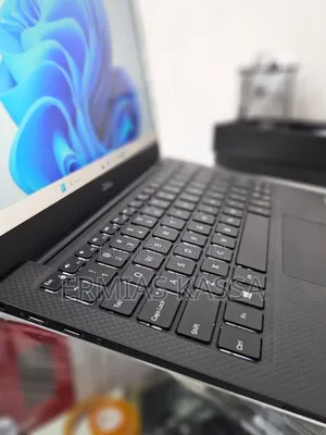 New Laptop Dell XPS 13 16GB Intel Core I7 SSD 512GB