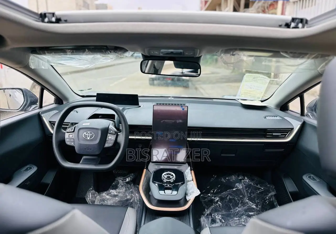 New Toyota bZ3 2023 Silver