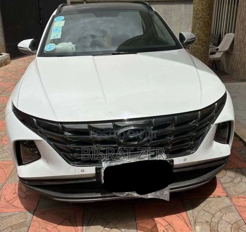 New Hyundai Tucson 2021 White