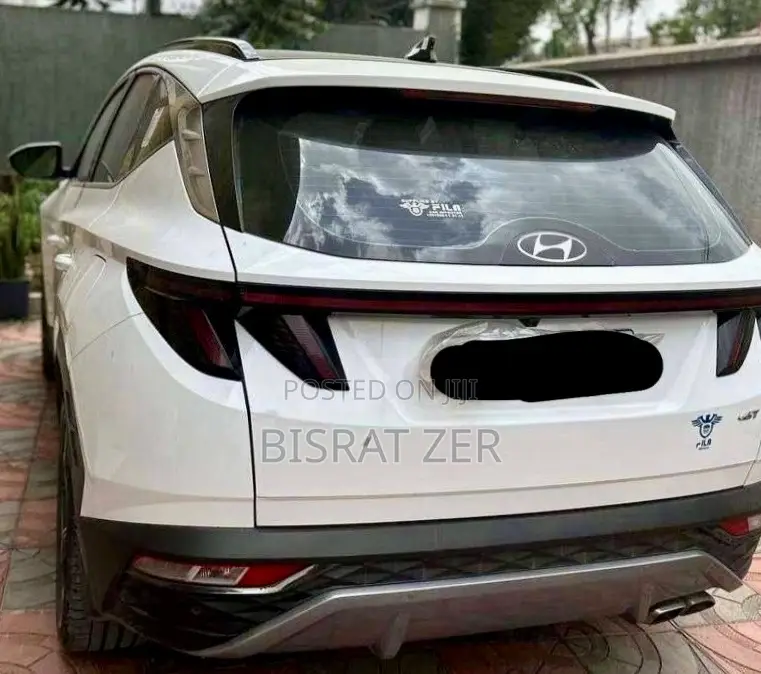 New Hyundai Tucson 2021 White