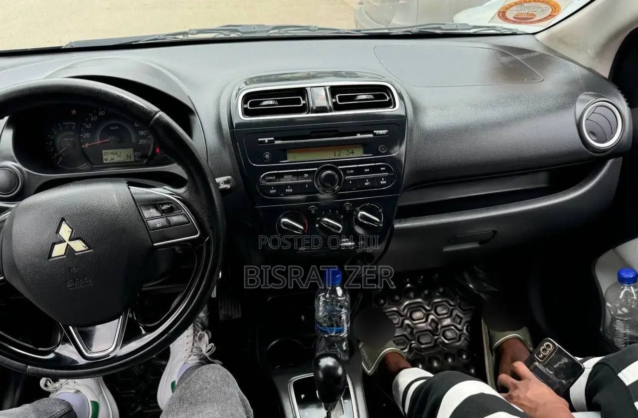 New Mitsubishi Attrage 2021 Gray