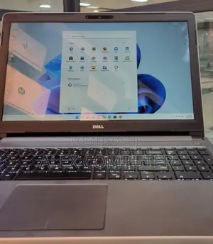 Photo - New Laptop Dell Inspiron 5559 8GB Intel Core I7 SSD 1T