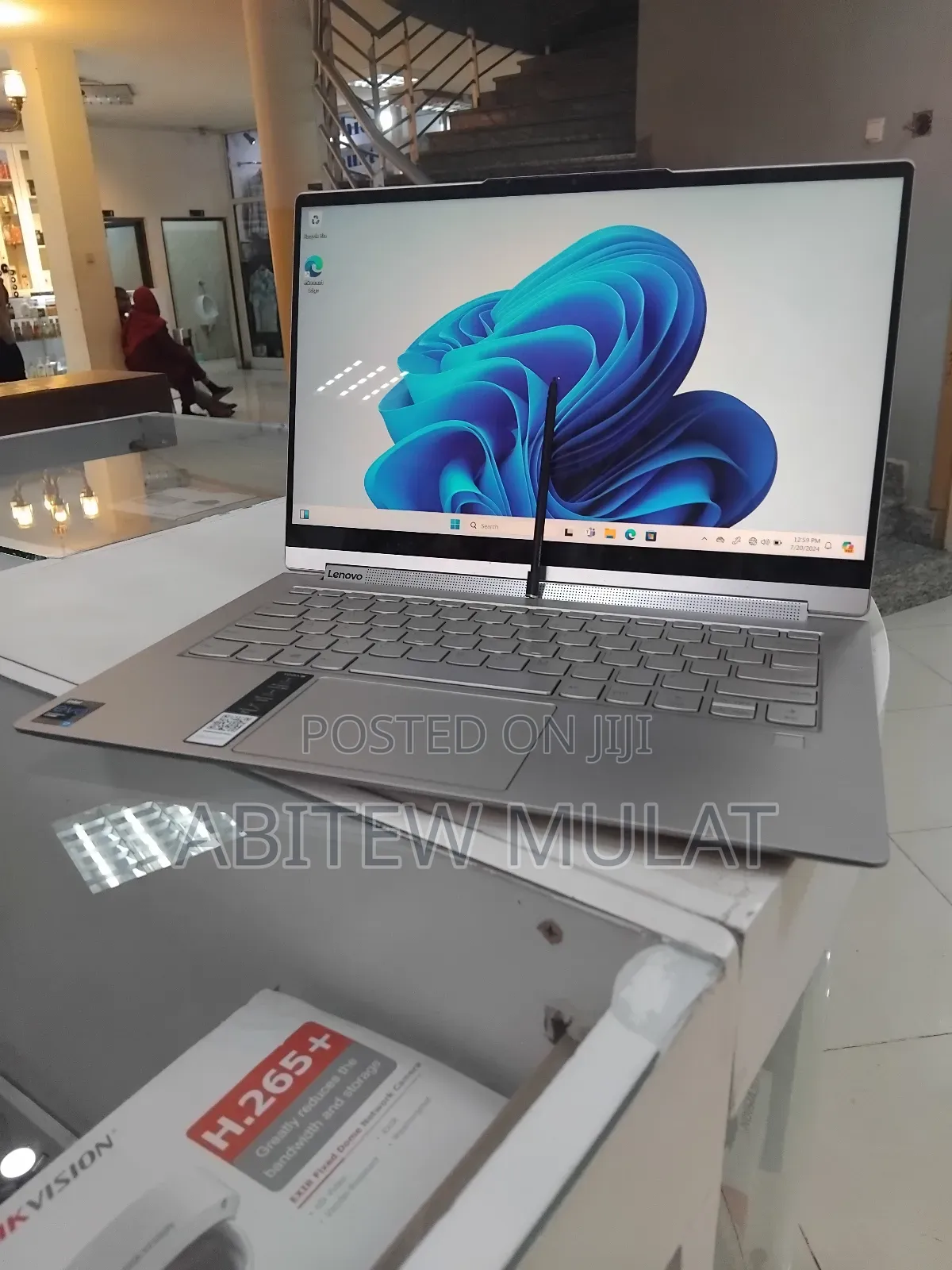 New Laptop Lenovo Yoga C930 16GB Intel Core I7 SSD 512GB