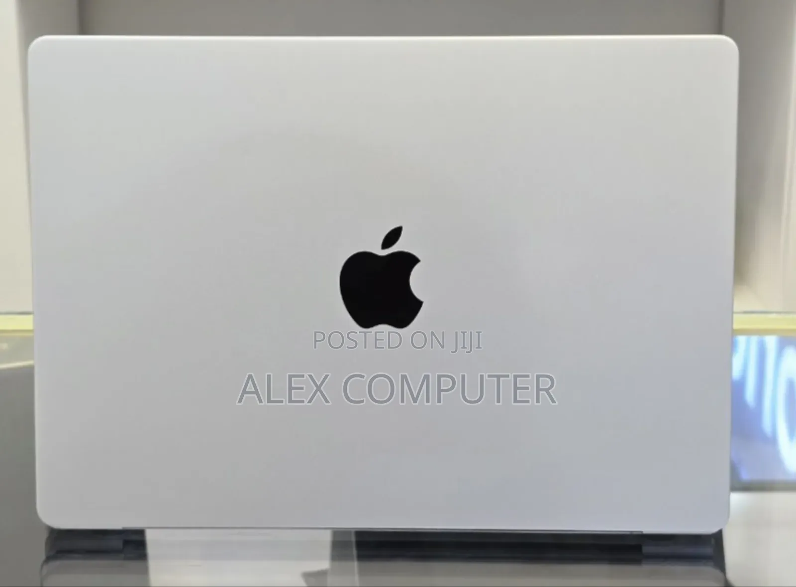 New Laptop Apple MacBook Pro 2021 M1 16GB Apple M1 SSD 1T