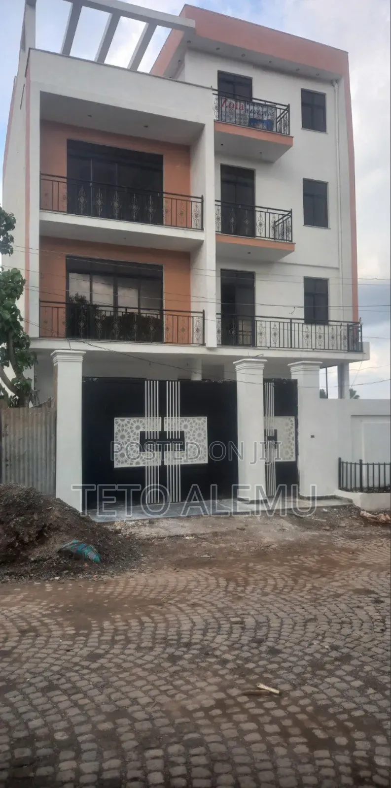 6bdrm House in የሚሸጥ ቤት ላፍቶ ሚካኤል, Kolfe Keranio for sale