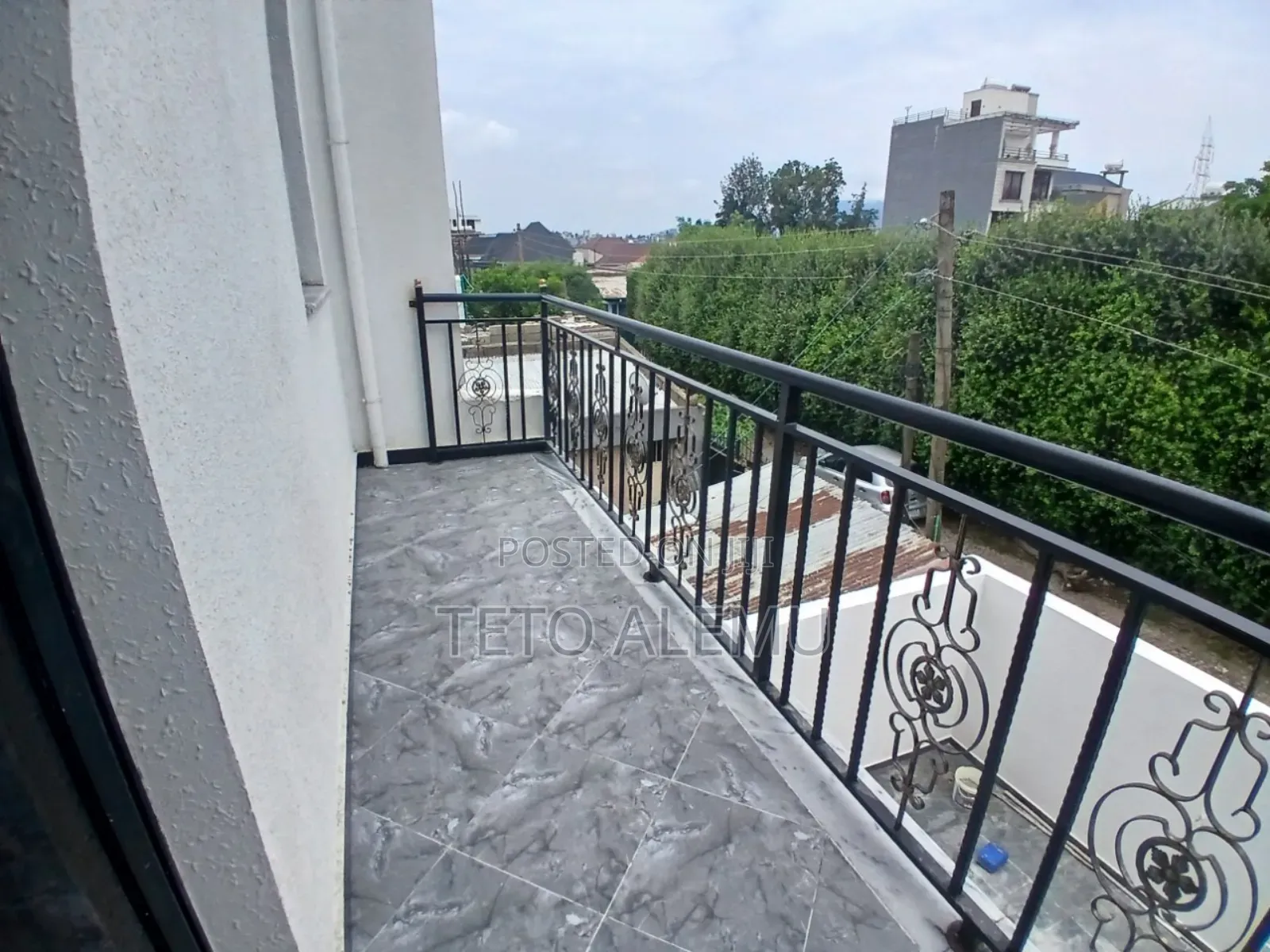 6bdrm House in የሚሸጥ ቤት ላፍቶ ሚካኤል, Kolfe Keranio for sale
