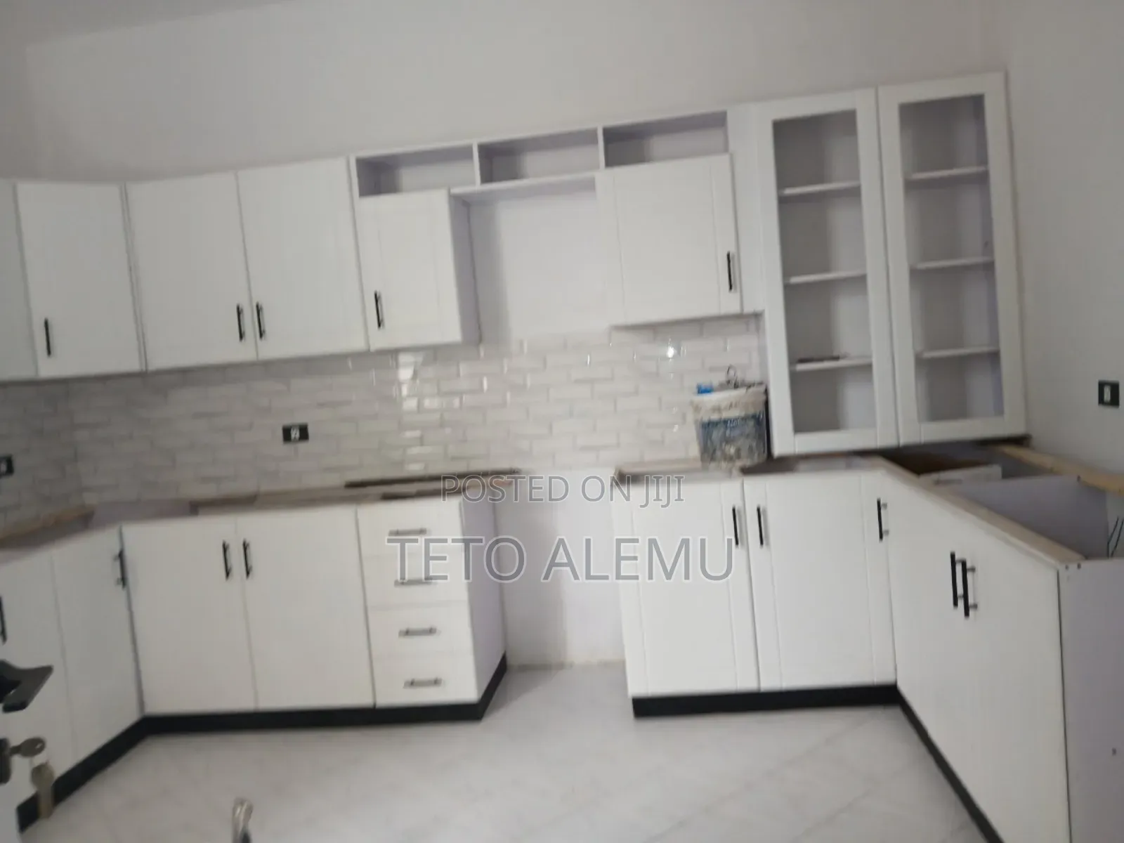 6bdrm House in የሚሸጥ ቤት ላፍቶ ሚካኤል, Kolfe Keranio for sale