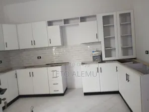 6bdrm House in የሚሸጥ ቤት ላፍቶ ሚካኤል, Kolfe Keranio for sale