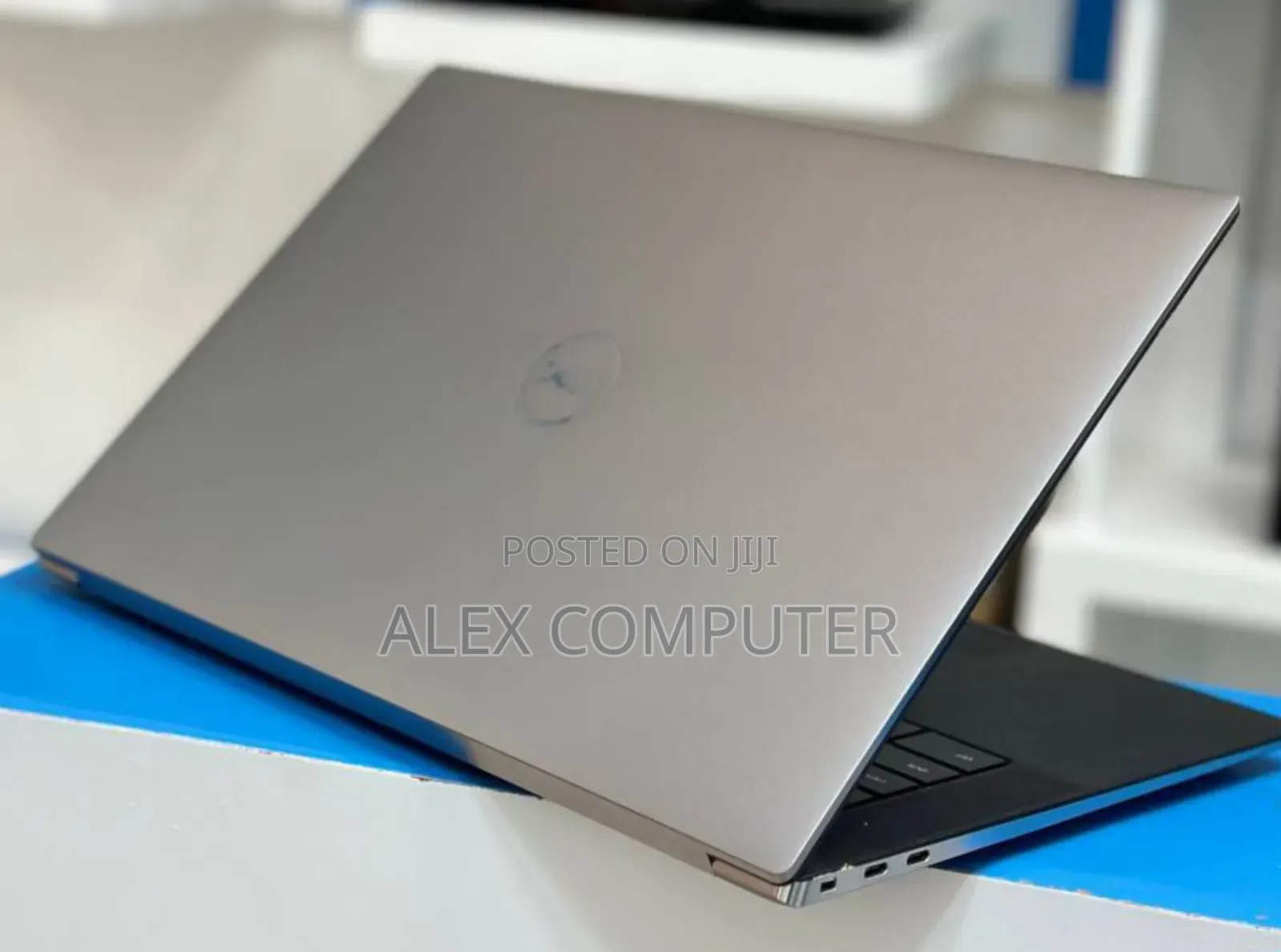 New Laptop Dell Precision 5550 32GB Intel Core I7 SSD 512GB