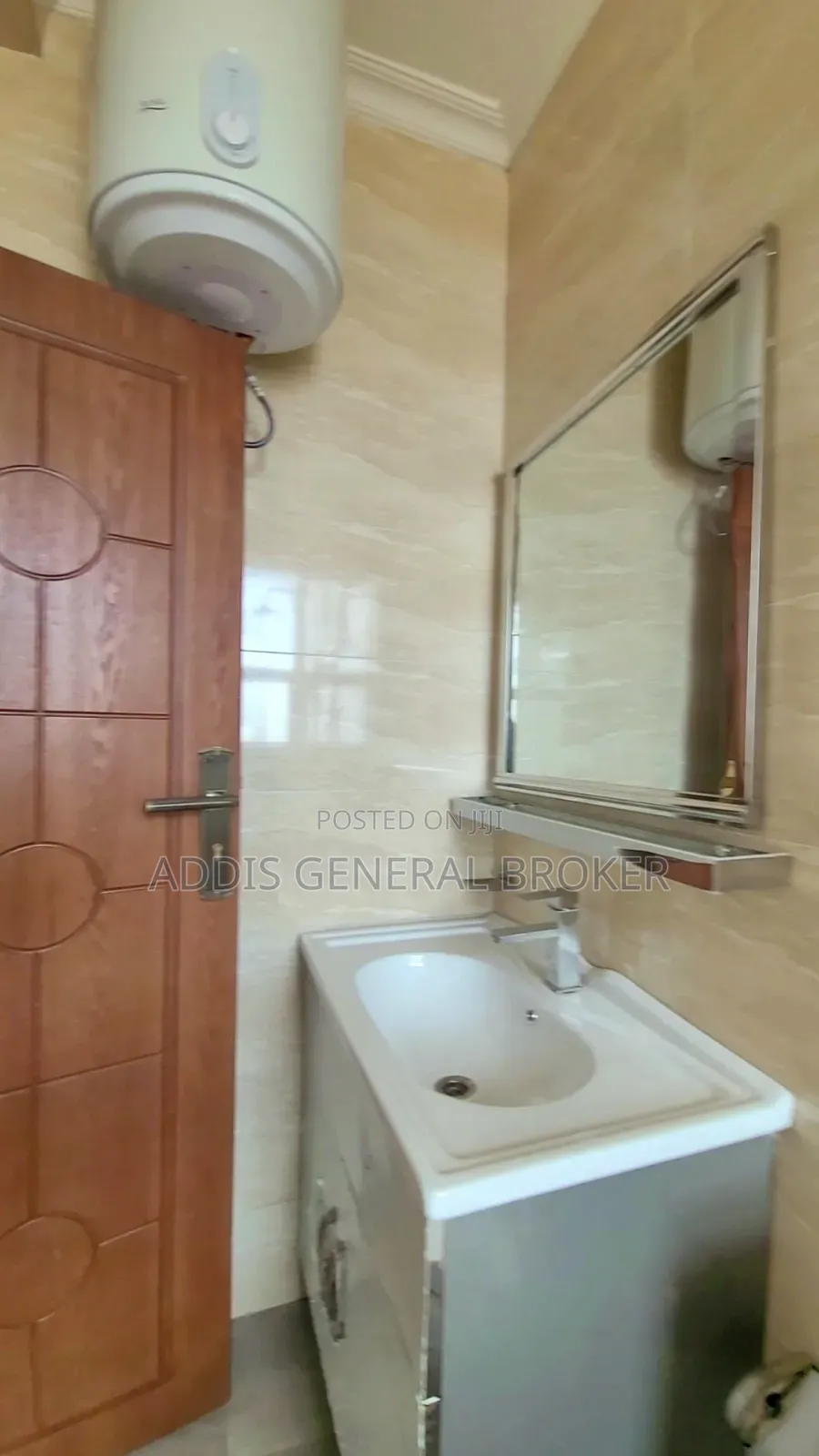 3bdrm Apartment in ሀይሌ ጋርመንት, Nifas Silk-Lafto for sale