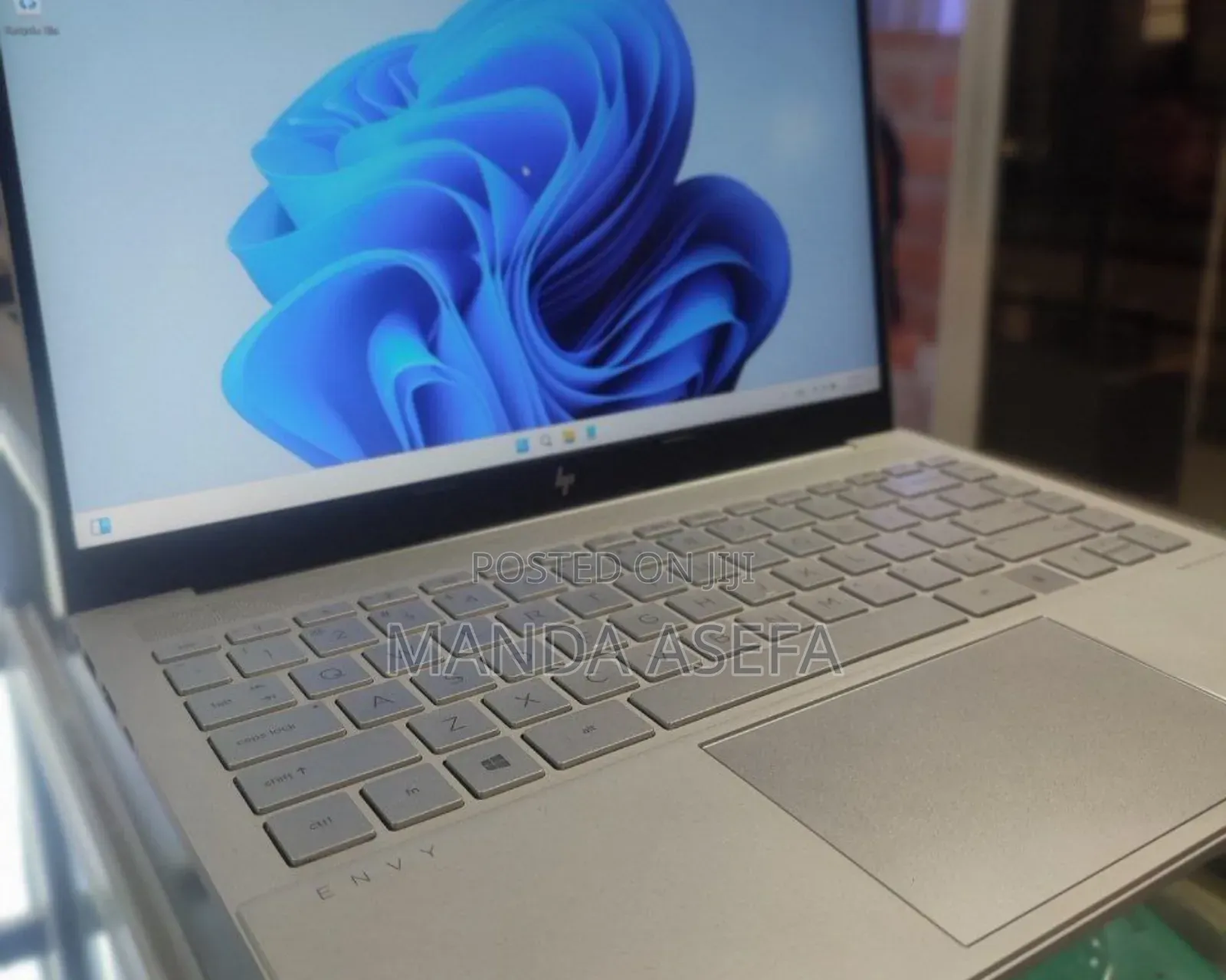 New Laptop HP Envy 14 16GB Intel Core I7 SSD 512GB