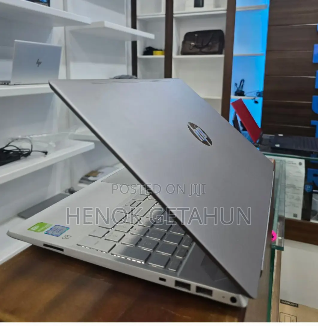 New Laptop HP Pavilion 15 16GB Intel Core I5 SSD 1T