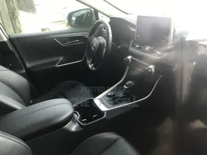 New Toyota RAV4 Limited AWD 2023